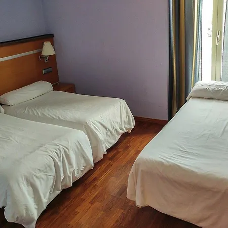 Isur Hotel 3*
