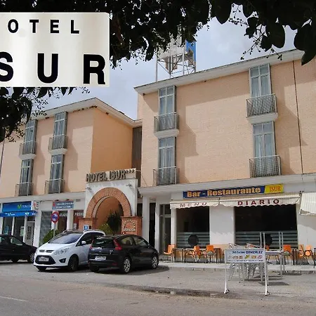 Isur Hotel Llerena