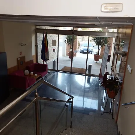 Hotel Isur 3*