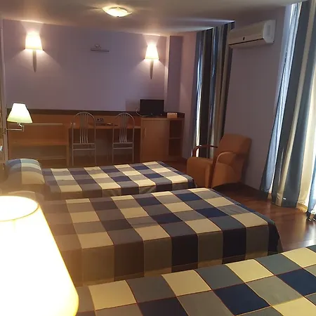 Isur Hotel