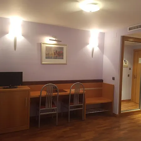 Hotel Isur Llerena