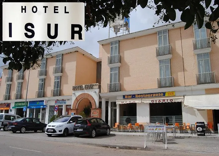 Isur Hotel Llerena